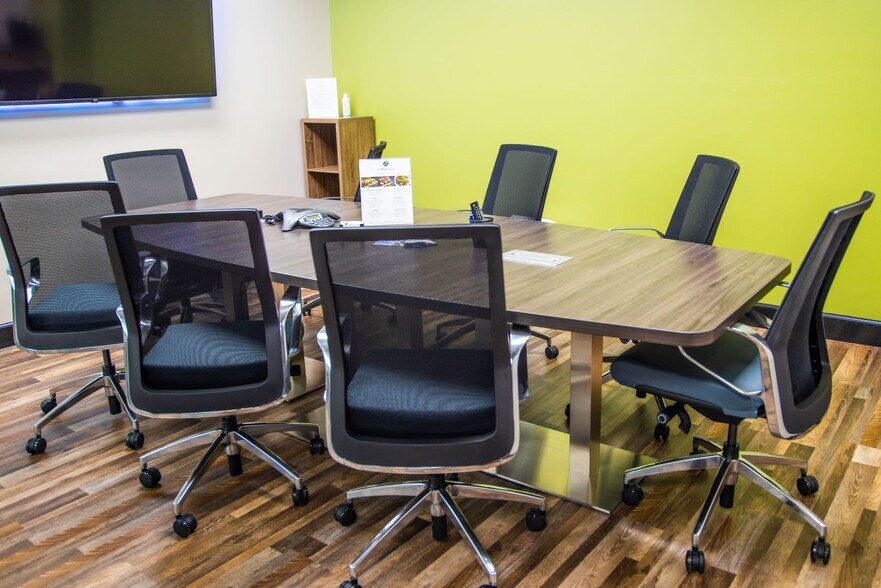 More Photos Of 560 Village Blvd, West Palm Beach Coworking Space