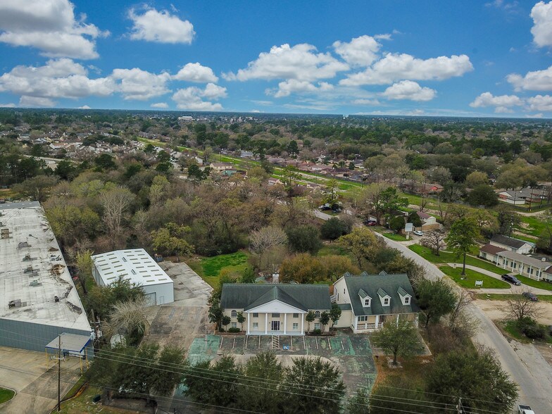 More Photos Of 9420 Fm 1960 Rd W, Houston Office For Lease