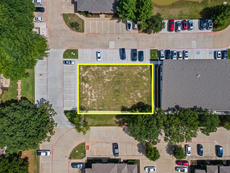 More Photos Of 8835 Davis Blvd, Keller Land For Lease