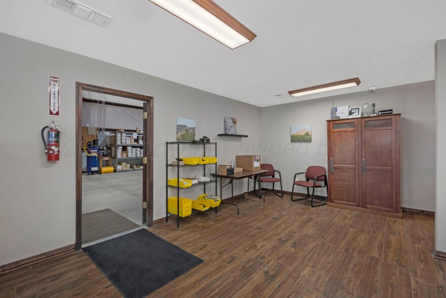 More Photos Of 4533 Canyon Dr, Amarillo Industrial For Sale