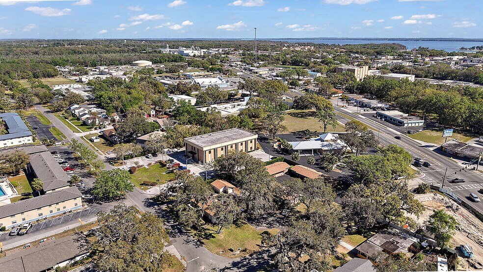 More Photos Of 708 Lee St, Leesburg Office For Sale