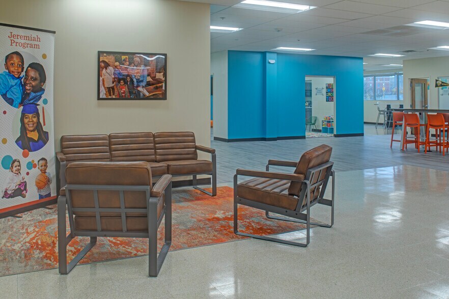 More Photos Of 1900 N Howard St, Baltimore Loft Creative Space For Lease