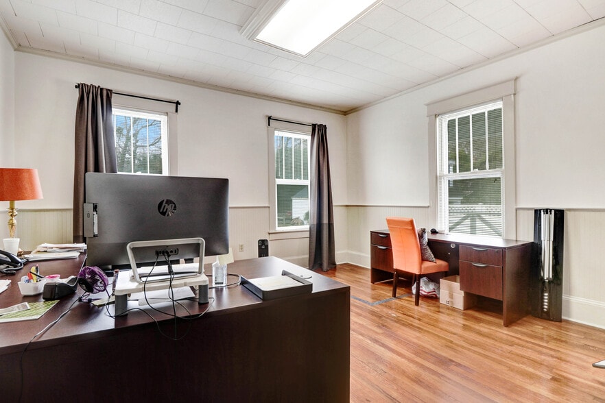 More Photos Of 1206 E Ash St, Goldsboro Loft Creative Space For Sale