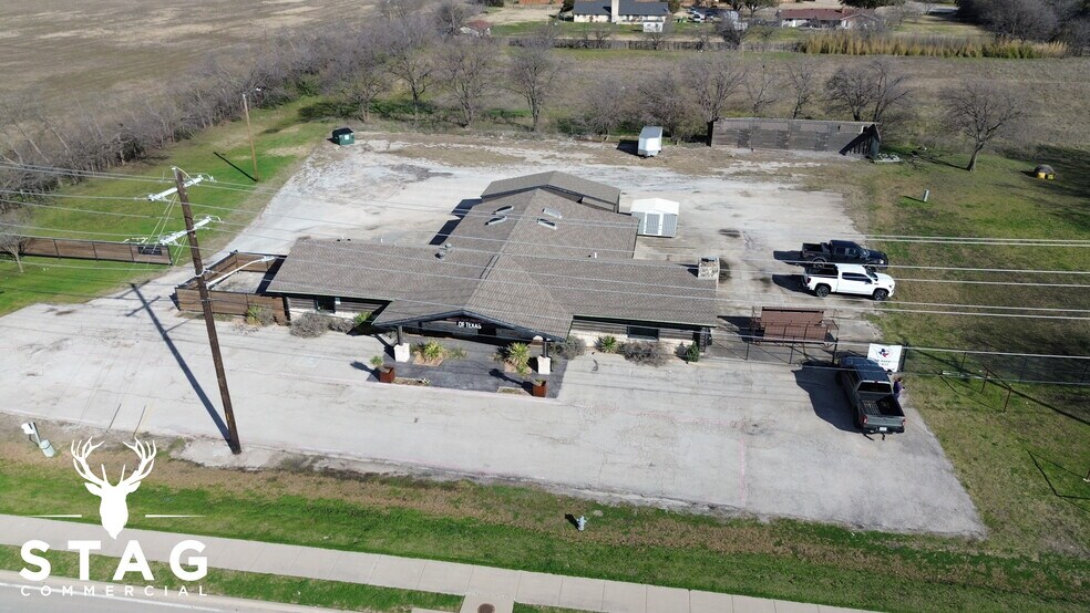 More Photos Of 4000 W University Dr, Denton Storefront Retail Office For Sale