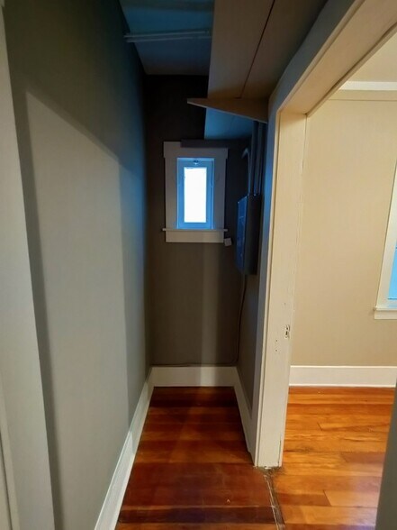 More Photos Of 438-442 N Donnelly St, Mount Dora Storefront For Lease