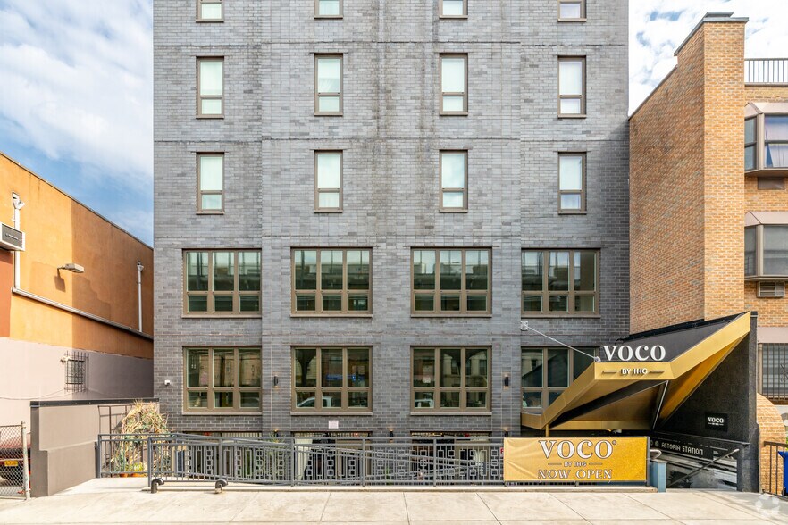 Primary Photo Of 30-17 31st St, Astoria Hotel For Lease