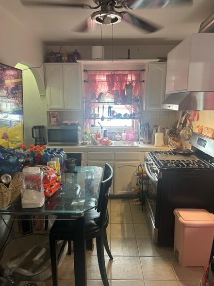 More Photos Of 11500 Atlantic Ave, Lynwood Storefront Retail Residential For Sale