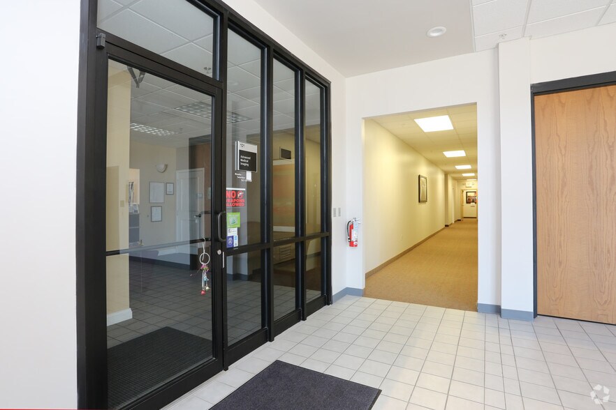 More Photos Of 5439 Durand Ave, Racine Medical For Lease