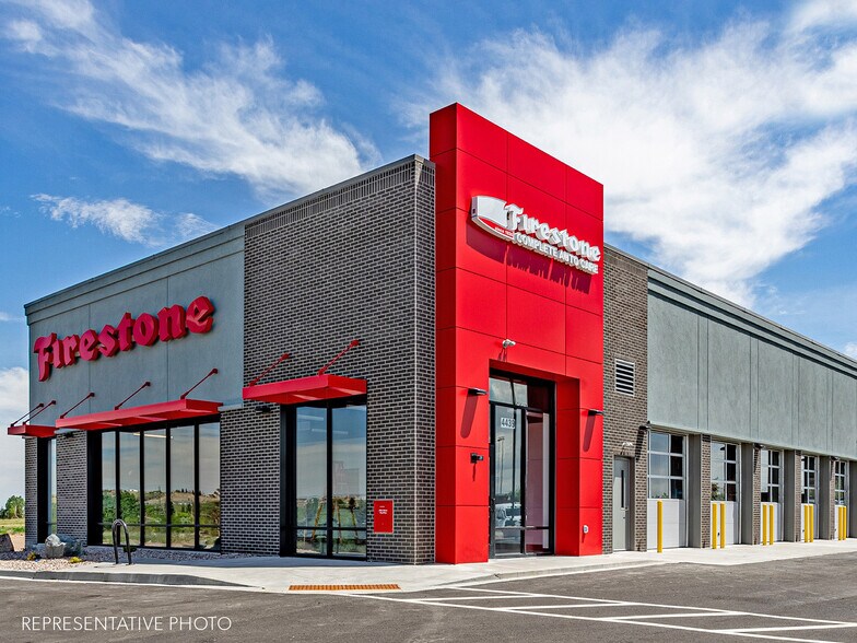 Primary Photo Of SWC of E Ovilla Rd. & Austin Blvd., Red Oak Auto Repair For Sale