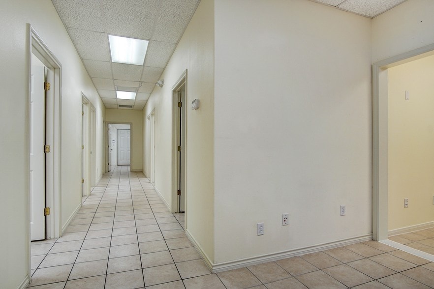 More Photos Of 20911 Kingsland Blvd, Katy Medical For Lease