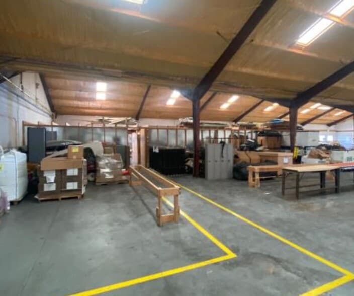 More Photos Of 800 S 57th St, Temple Manufacturing For Lease