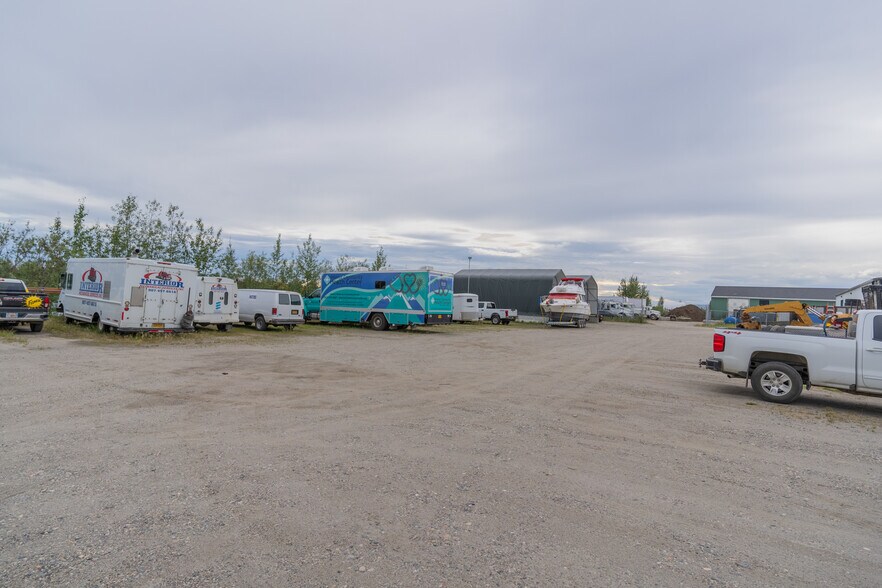 More Photos Of 1285 Queens Way, Fairbanks Warehouse For Sale