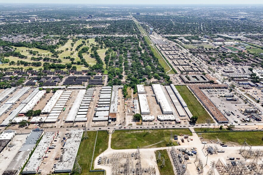 More Photos Of 9931 Harwin Dr, Houston Warehouse For Lease