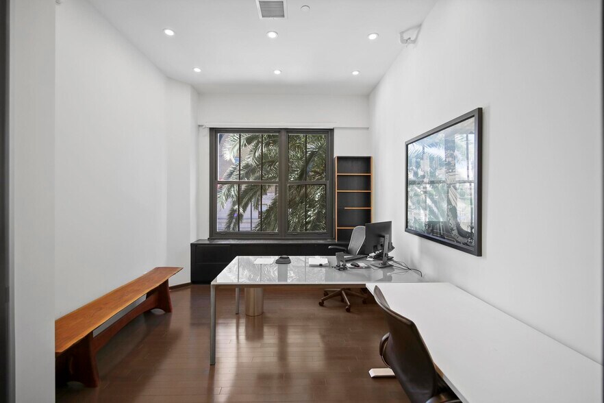 More Photos Of 1645 Vine St, Hollywood Loft Creative Space For Lease