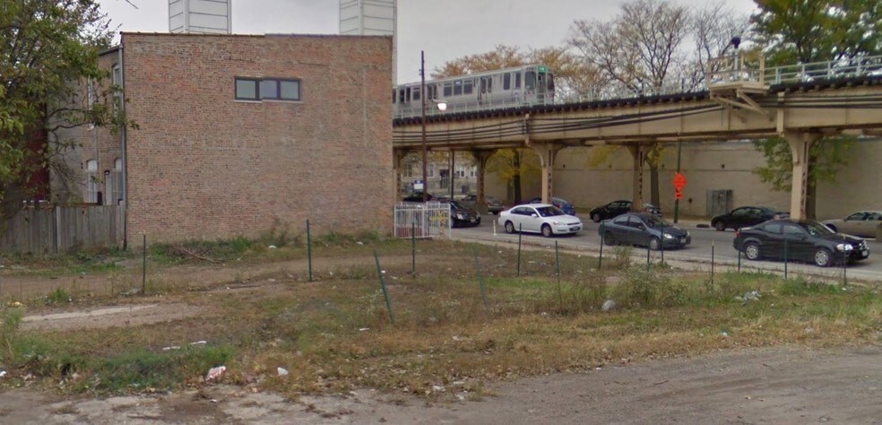 Primary Photo Of 2735 W Lake St, Chicago Land For Sale