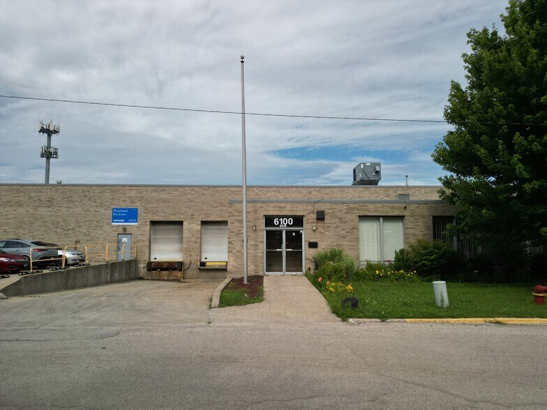 More Photos Of 6100 S New England Ave, Chicago Manufacturing For Lease