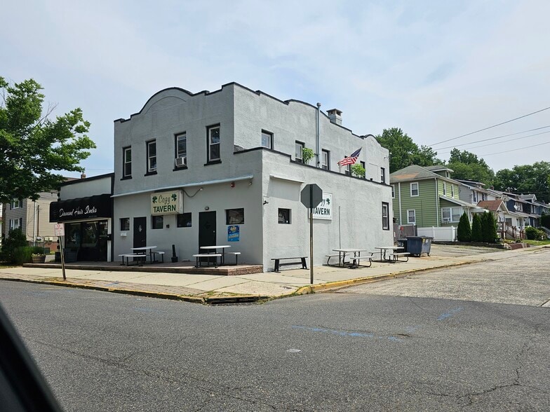 More Photos Of 131 Queen Anne Rd, Bogota Storefront Retail Residential For Sale