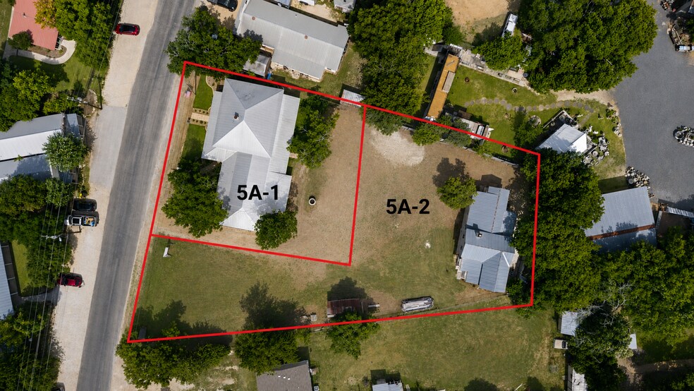 More Photos Of 824 High St, Comfort Winery Vineyard For Sale