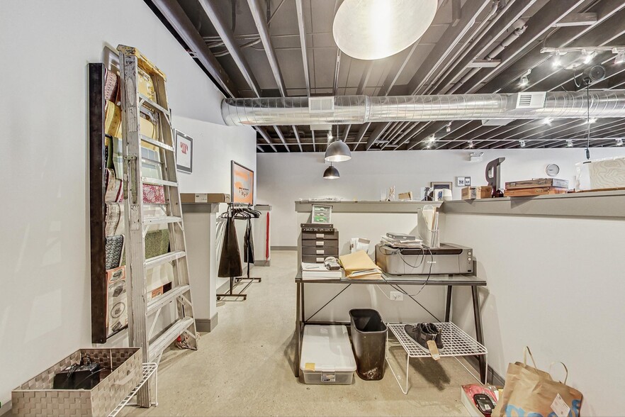 More Photos Of 3316-3318 N Halsted St, Chicago Apartments For Lease