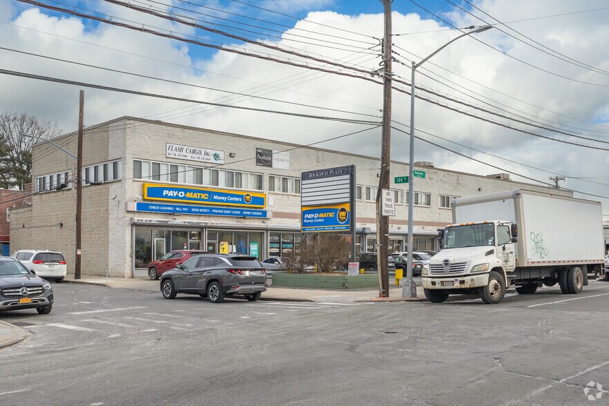 Primary Photo Of 160-39-160-61 Rockaway Blvd, Jamaica Storefront Retail Office For Lease