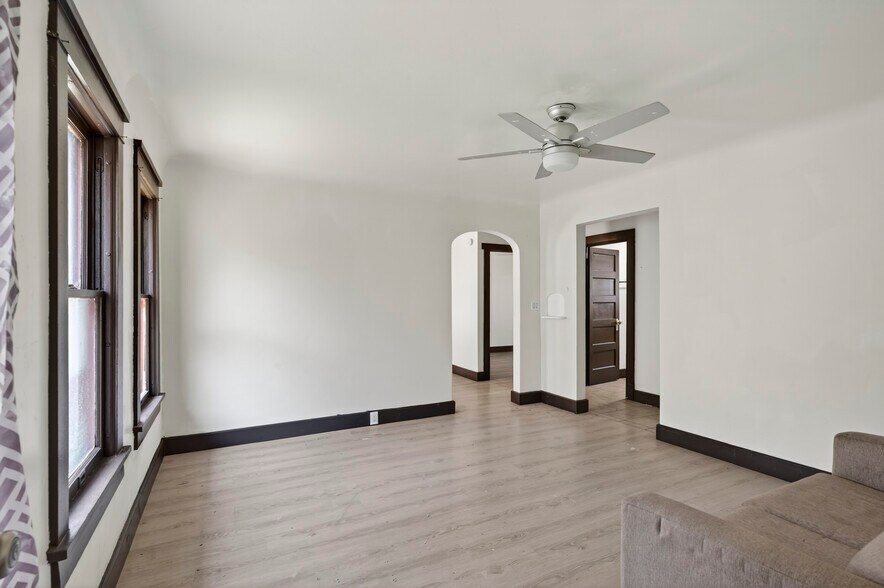 More Photos Of 2091 Locust Rd, Montrose Apartments For Sale