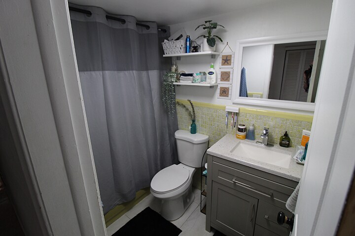 More Photos Of 701 NE 8th St, Hallandale Beach Apartments For Sale