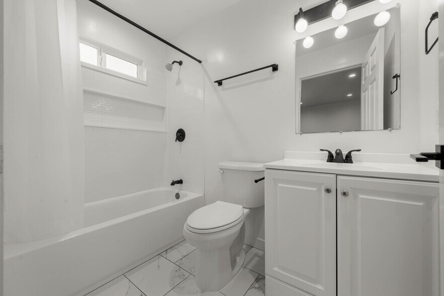 More Photos Of 6036 10th Ave, Los Angeles Apartments For Sale