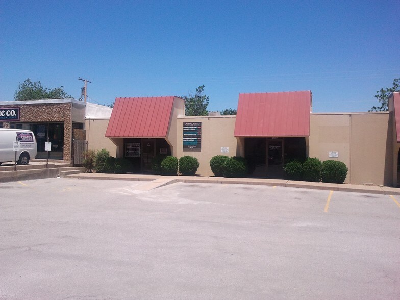 More Photos Of 1509-1511 W Gore Blvd, Lawton Office For Lease