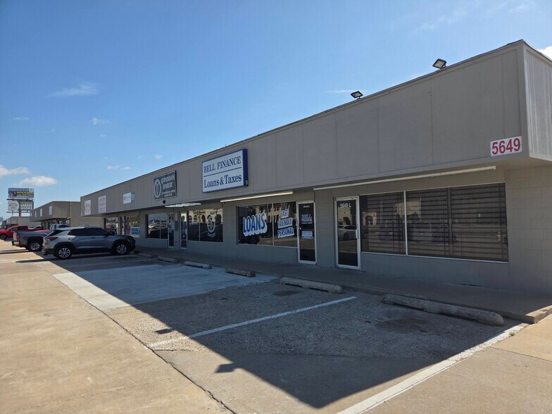 More Photos Of 9714-9748 E 55th Pl, Tulsa Light Manufacturing For Lease