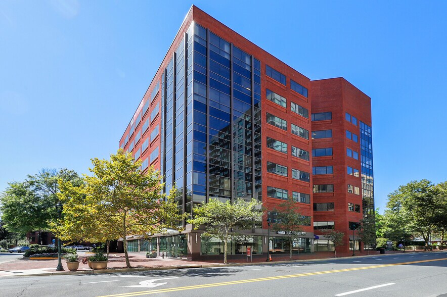 More Photos Of 7700 Old Georgetown Rd, Bethesda Office For Lease