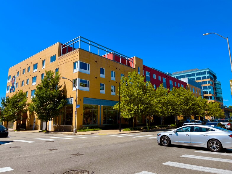 More Photos Of 5830 Penn Ave, Pittsburgh Apartments For Lease