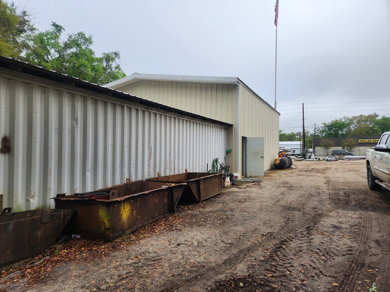 More Photos Of 1563 W Cherry St, Jesup Office For Sale