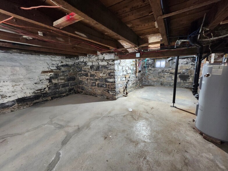 More Photos Of 301-307 Boul Du Havre, Salaberry-de-valleyfield Apartments For Sale