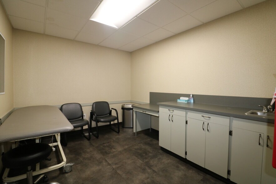 More Photos Of 5433 State Route 113, Bellevue Medical For Sale