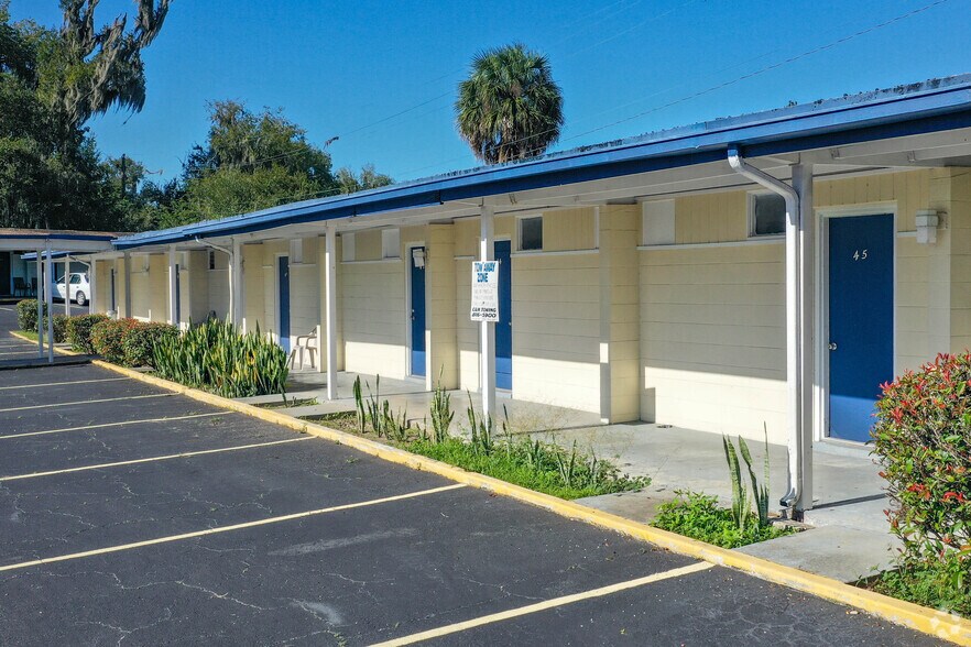 More Photos Of 2900 S Pine Ave, Ocala Hotel For Sale