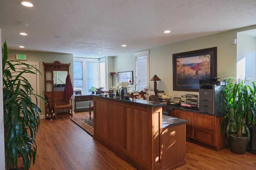 More Photos Of 1491 Commercial St SE, Salem Office Residential For Sale