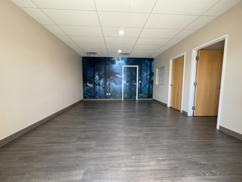More Photos Of 1471 W 1250 S, Orem Research And Development For Lease