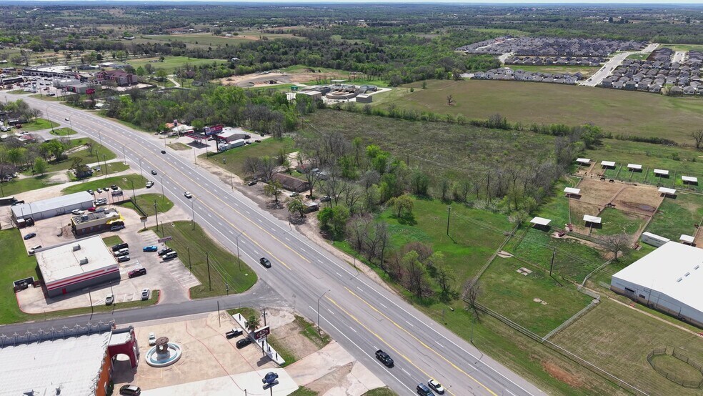 More Photos Of 300 W Highway 290 A, Elgin Land For Sale