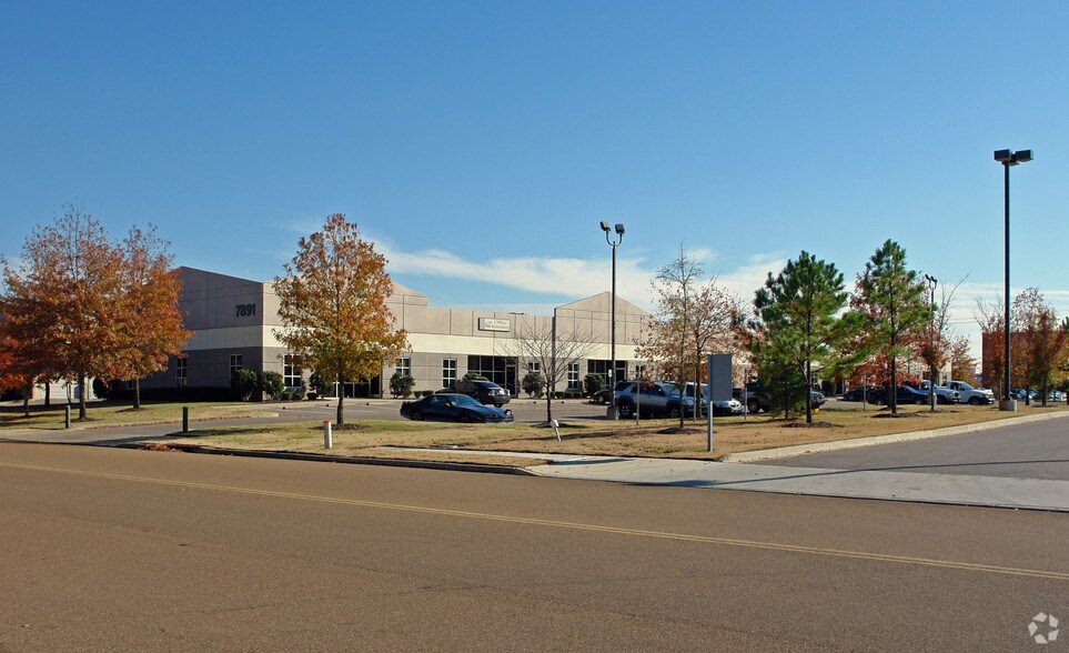 More Photos Of 7891 Stage Hills Blvd, Bartlett Flex For Lease
