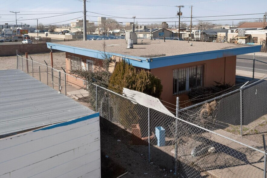 More Photos Of 6510 Zuni Rd SE, Albuquerque Land For Sale