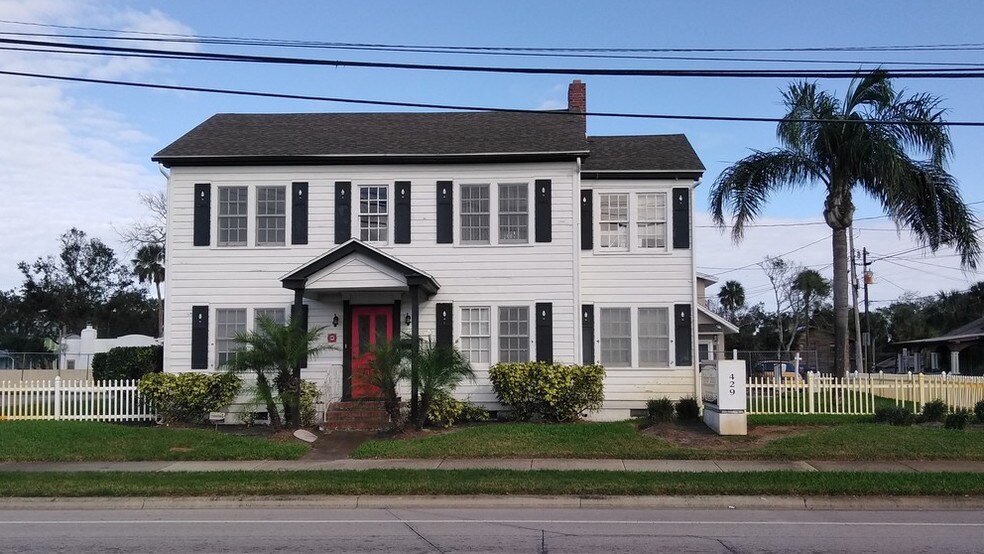 More Photos Of 429 N Ridgewood Ave, Daytona Beach Office For Sale