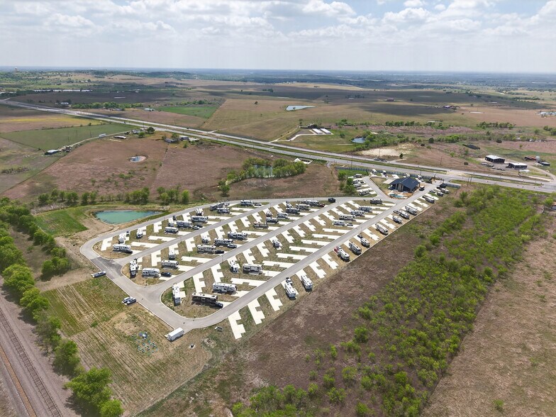 More Photos Of 9630 E US Highway 190, Rogers Trailer Camper Park For Sale