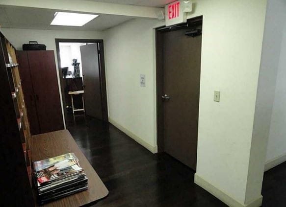 More Photos Of 13977-13981 SW 140th St, Miami Light Distribution For Sale