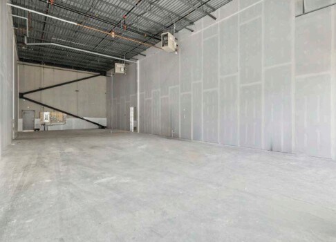 More Photos Of 24 Ditton Dr, Hamilton Warehouse For Sale