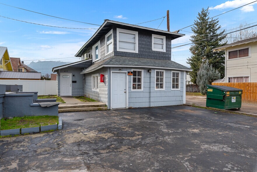 More Photos Of 600 Douglas St, Wenatchee Apartments For Sale