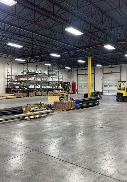 More Photos Of 6951 Allentown Blvd, Harrisburg Light Manufacturing For Lease