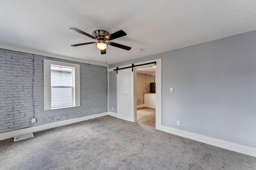 More Photos Of 361 1/2 S Harris Ave, Columbus Apartments For Sale