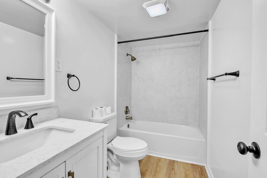 More Photos Of 412 Watauga Dr, Knoxville Apartments For Sale