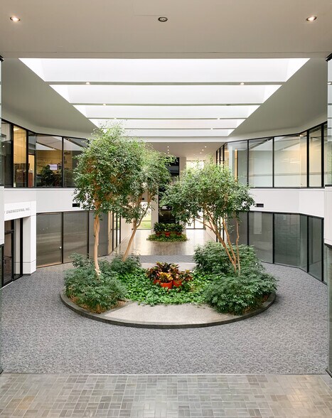 More Photos Of 3030 S Gessner Rd, Houston Medical For Lease