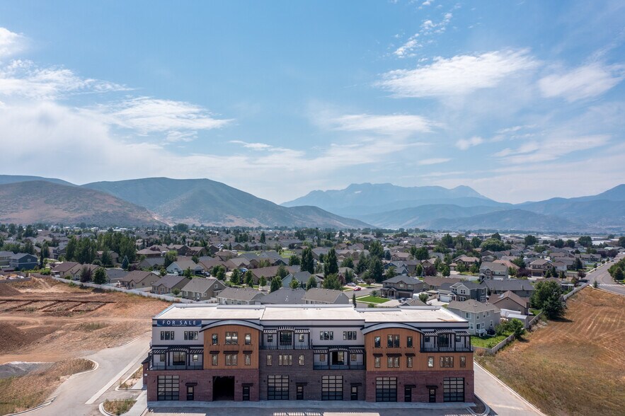 More Photos Of 1922 S Highway 40, Heber City Showroom For Sale